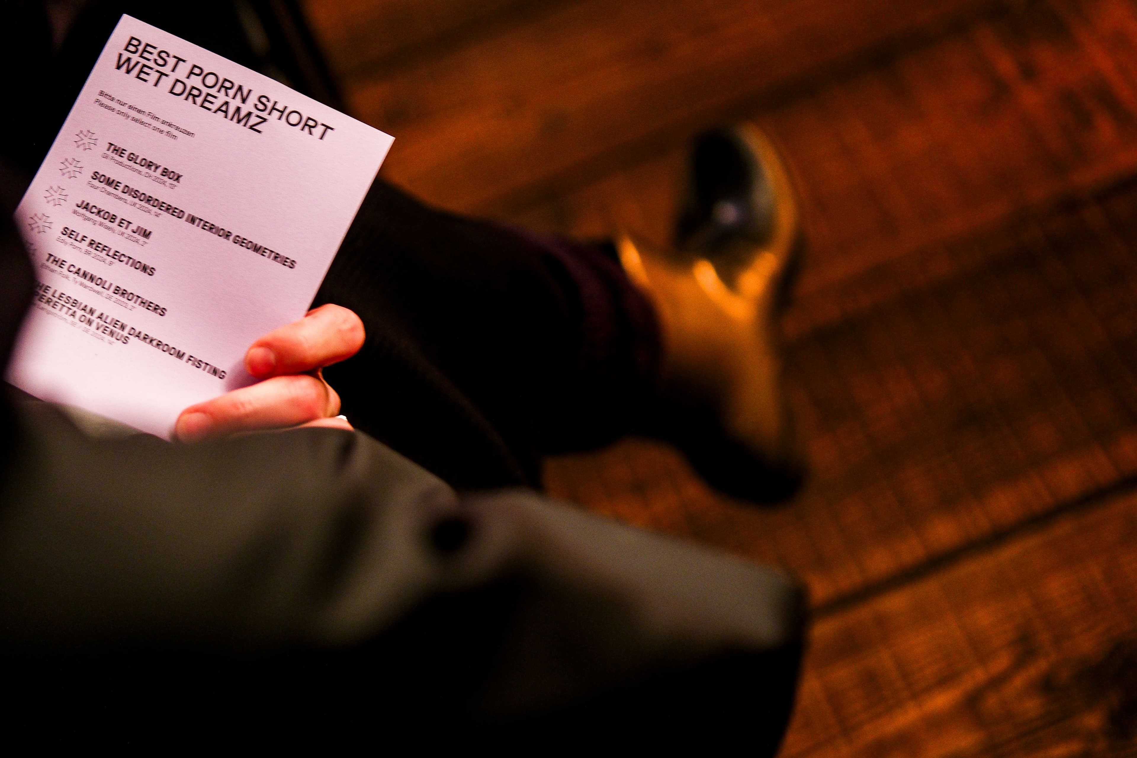 Person holding a voting card